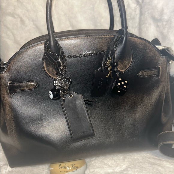 Coach Soft Empire 40 Distressed Leather Carryall - Picture 6 of 16